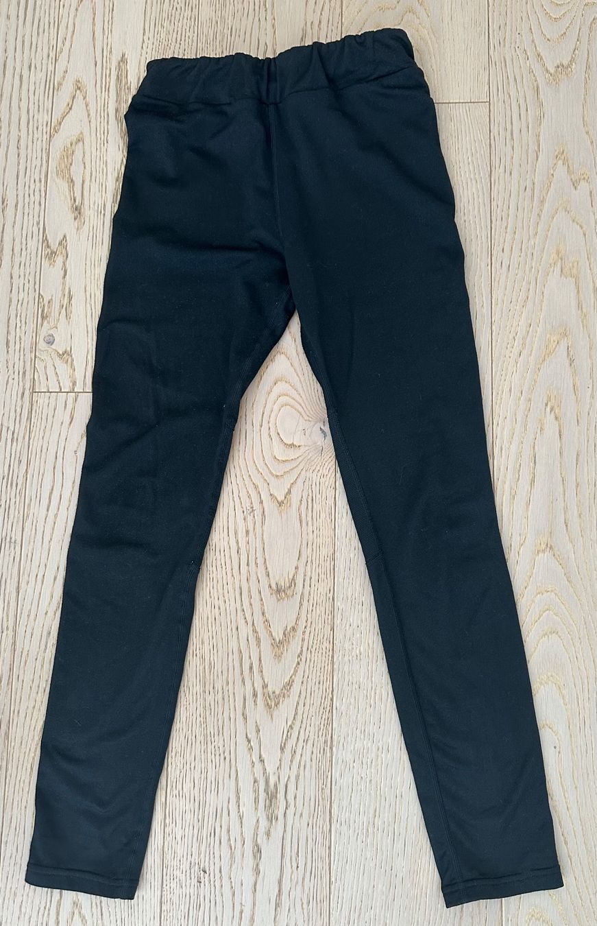 Strümpfe & Strumpfhosen: Thermo-Leggings  schwarz  146/152 – Gebraucht aus Abtwil SG von sinsky_ 1