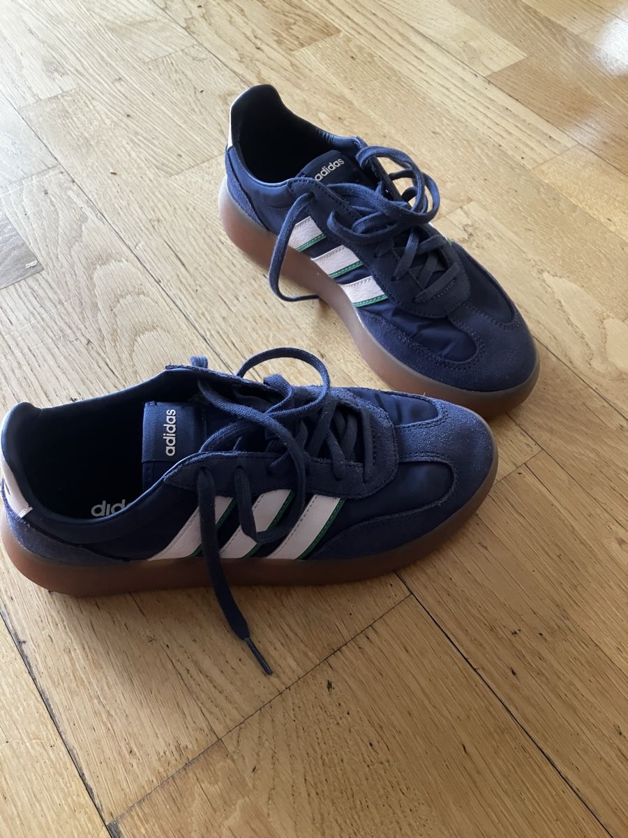 Adidas Scarpe da uomo: Adidas Original Sneaker – Nuovo (secondo la descrizione) da Wilderswil venduto da simselabim 1