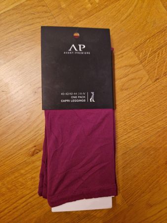 Capri Leggings Gr. 40/42 neu Avant-Première Fuchsia Manor