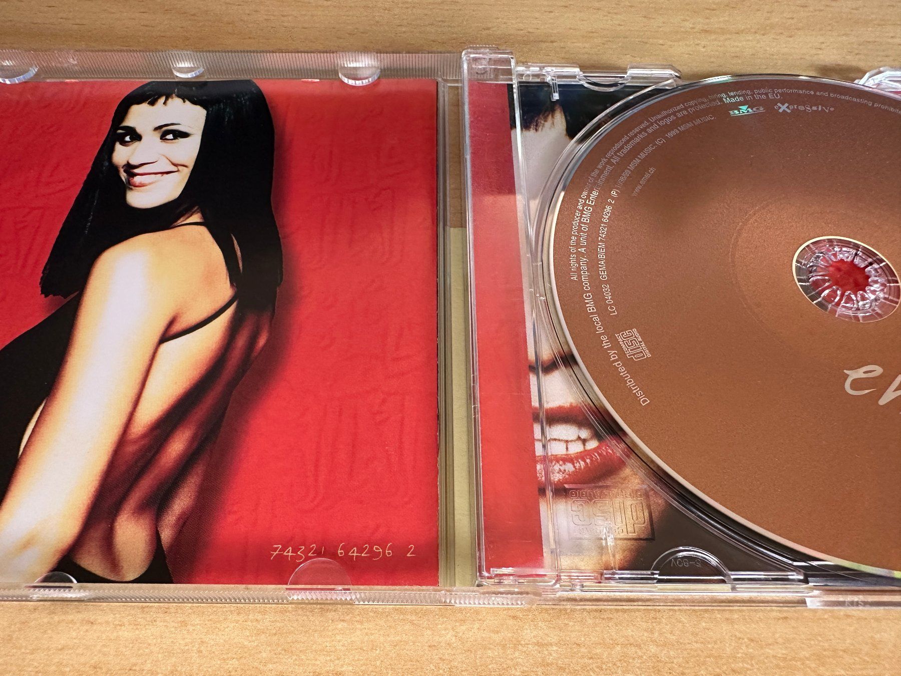 CD: Emel – Free – Usato da Rikon im Tösstal venduto da Alpenmutz 2