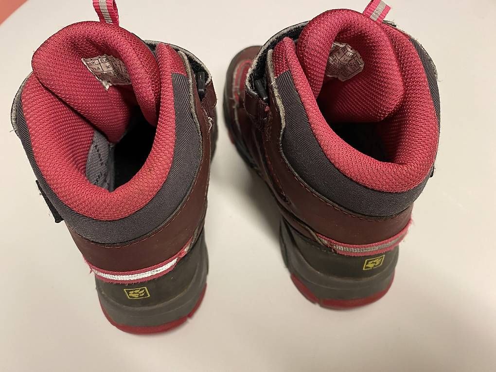 Jack Wolfskin Chaussures hommes: Jack Wolfskin Wanderschuhe 30 – D'occasion à Kilchberg ZH par ana_k6cn 1