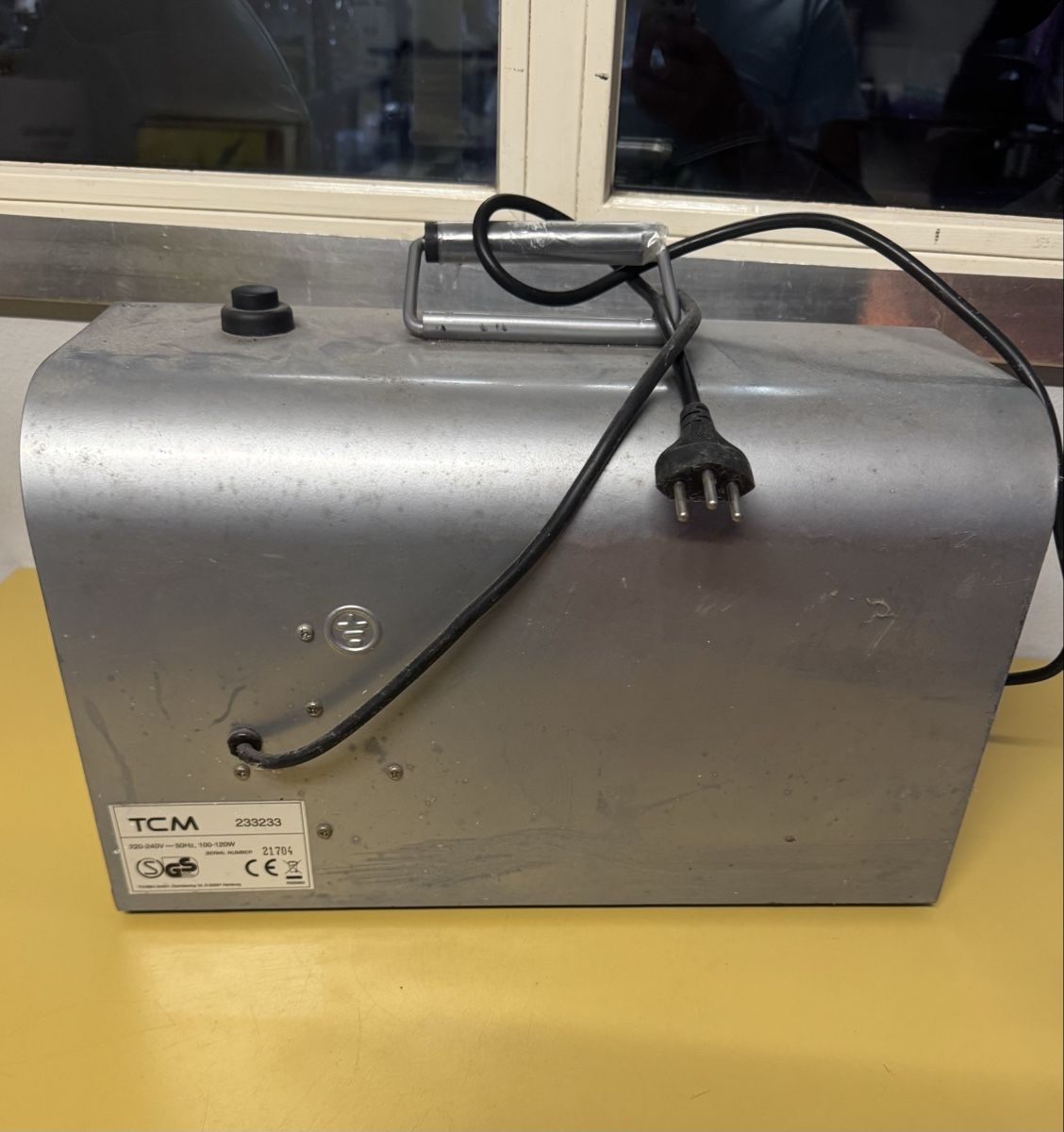 Tutte le macchine: Schuhputzmaschine  – Usato da Schlieren venduto da Freundlich02 5