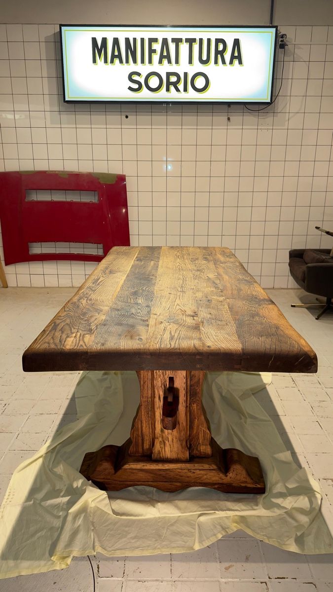Tavoli: Klostertisch 19. Jahrhundert, restauriert – Nuovo (secondo la descrizione) da Urdorf venduto da LaBeneamata 1