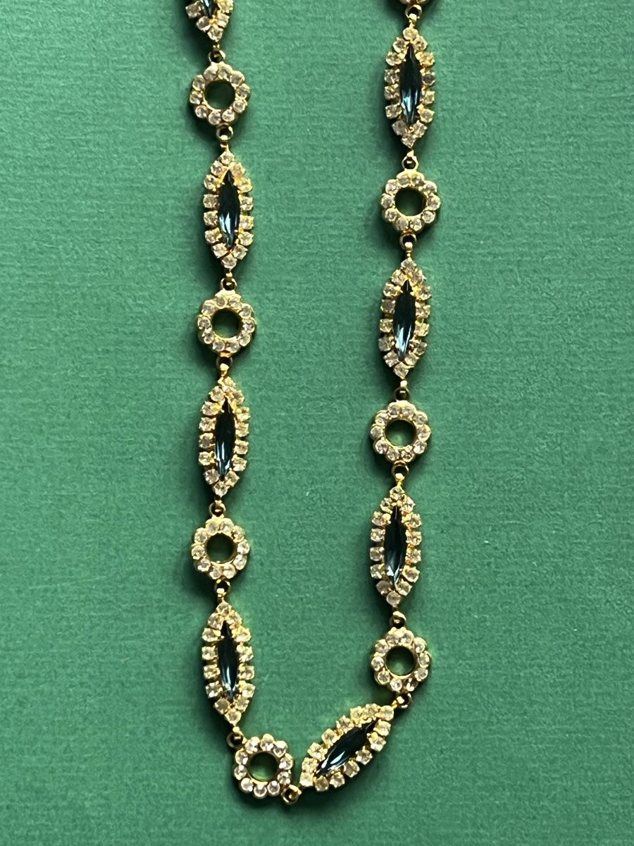 Catenine: Schone Vergoldet Kette mit / blau – Usato da Laufen venduto da Trendmarket 4