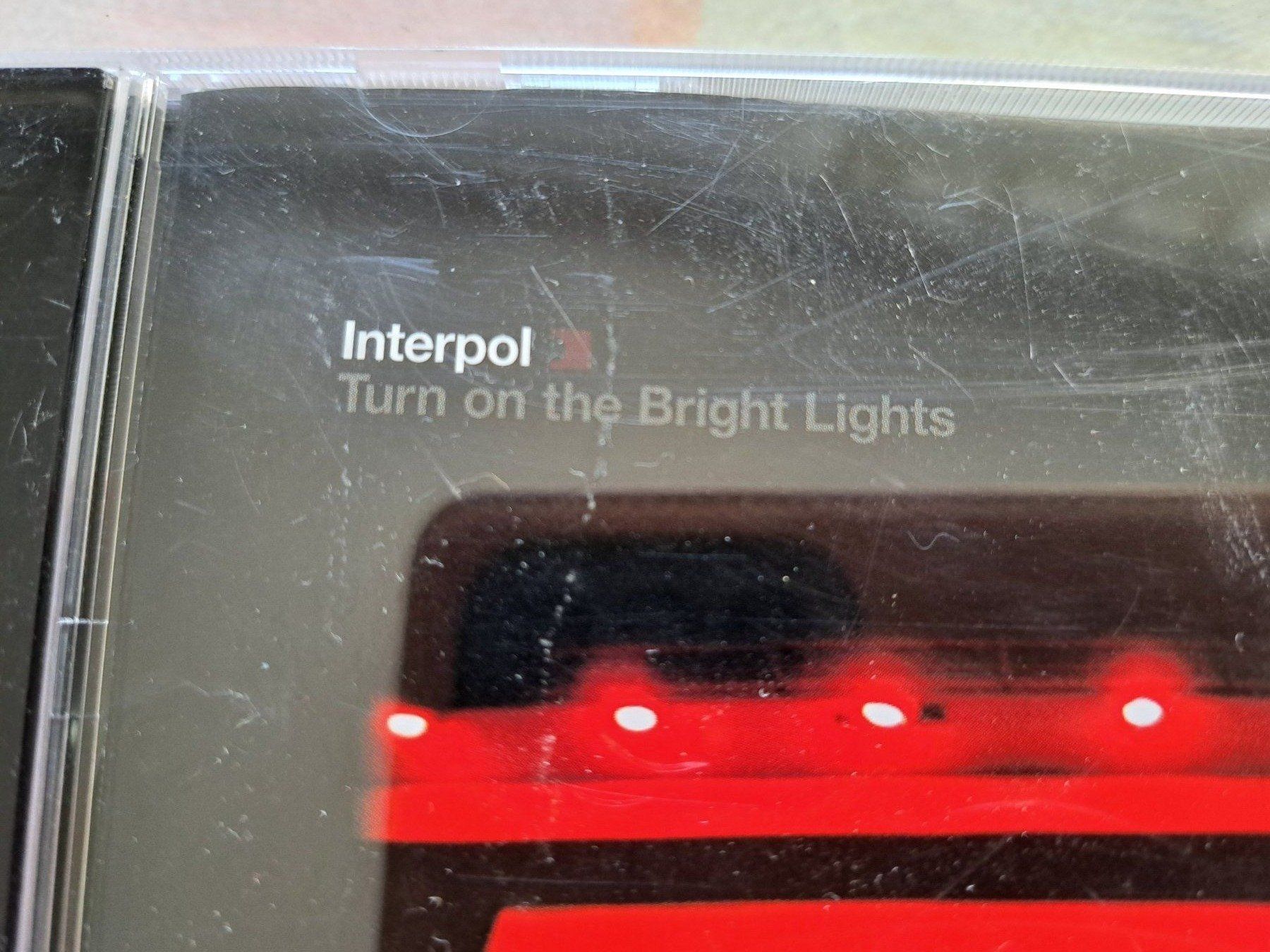 CD: CD Interpol - Turn on the bright lights – Usato da Pully venduto da bro_n52j 1