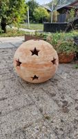 Sehr grosse Ton-Kugel Weihnachten
