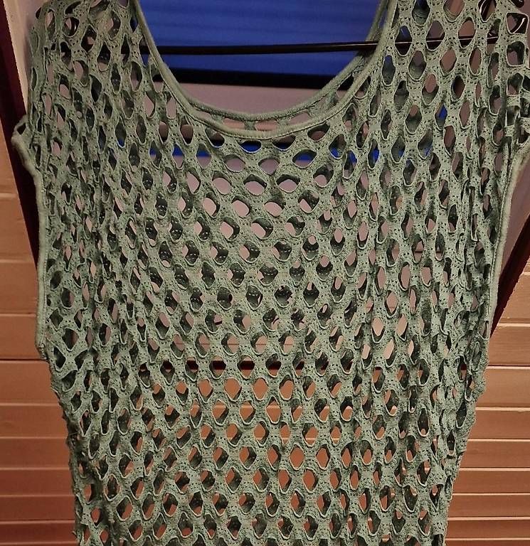 Top: Zweiteiligen crop top  – Usato da Riehen venduto da Joloe 1