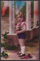 Kitschkarte mit Kind und Blumen, Leo Paris 5079