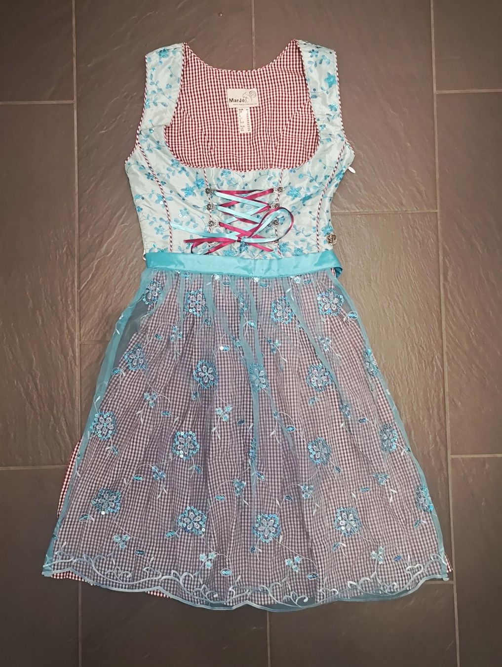 Vestiti: Schönes Marjo Dirndl Gr. 34 – Usato da Niederbipp venduto da kevintifu20 1