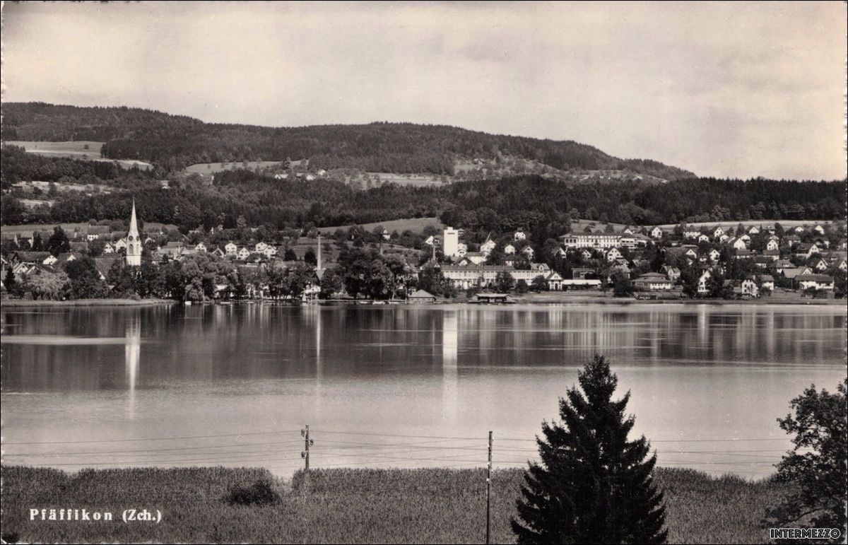 Cartes postales: Pfäffikon ZH // Pfäffikersee 1950 – D'occasion à Basel par intermezzo12