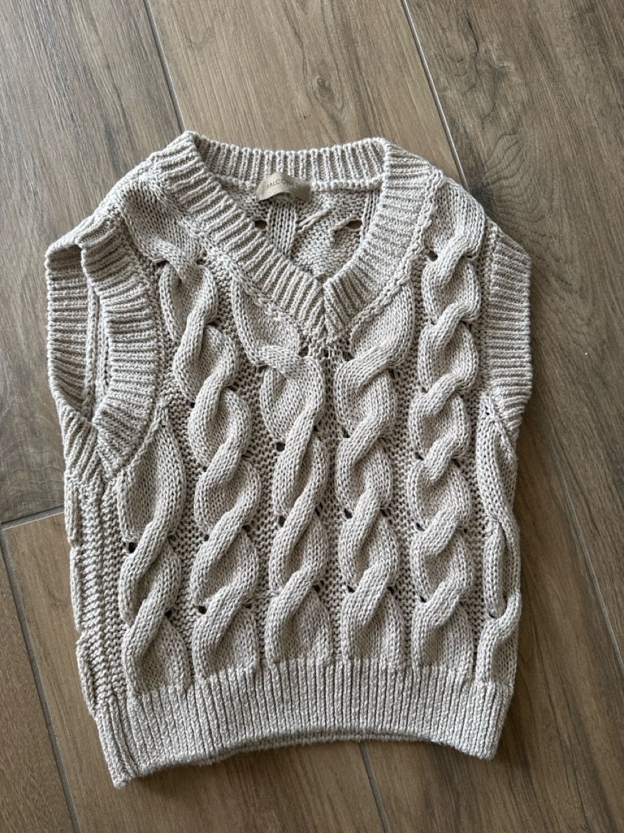 Falconeri Gilet & Giacche senza maniche: Knitted Falconeri vest beige cable knit pattern – Usato da Dübendorf venduto da ReLoved_Fashion_ZH