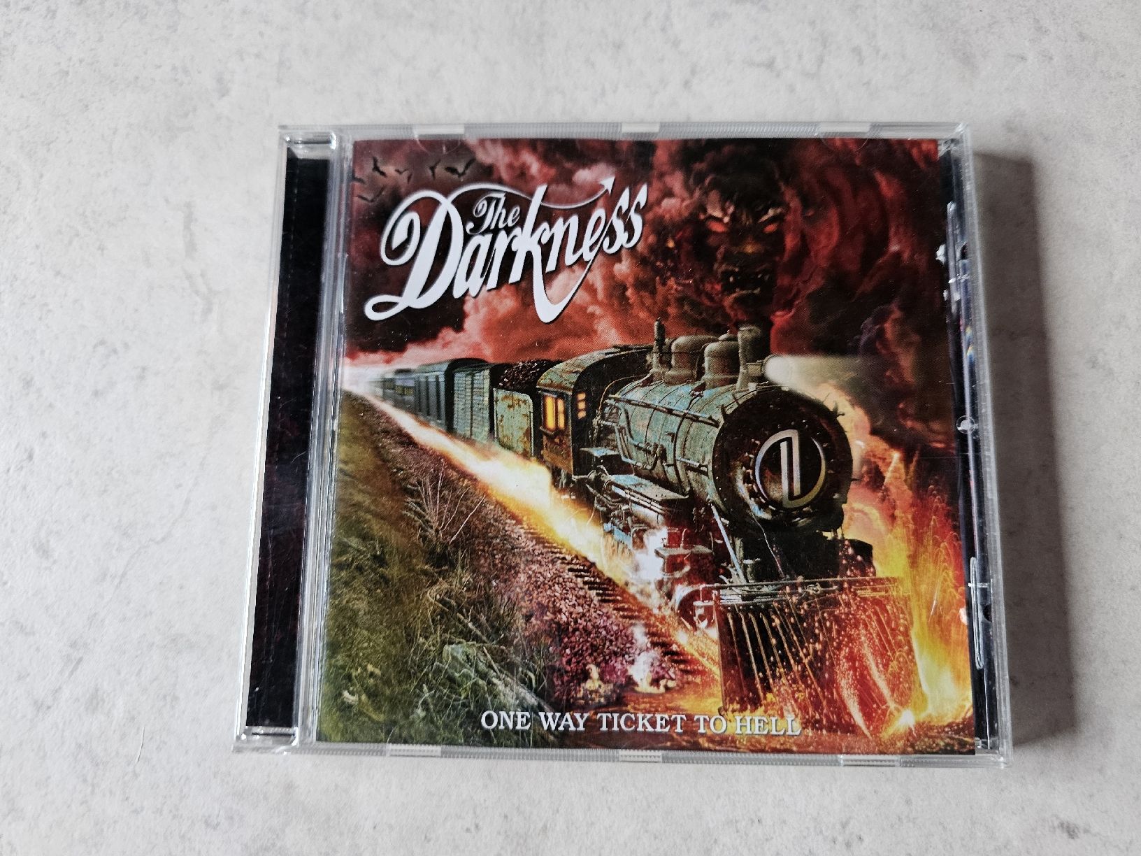 CD: The Darkness  -  One Way Ticket To Hell And Back – Usato da Schneisingen venduto da backstore24