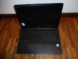 HP Laptop, Bildschirm defekt, Mainboard und Tastatur sind OK