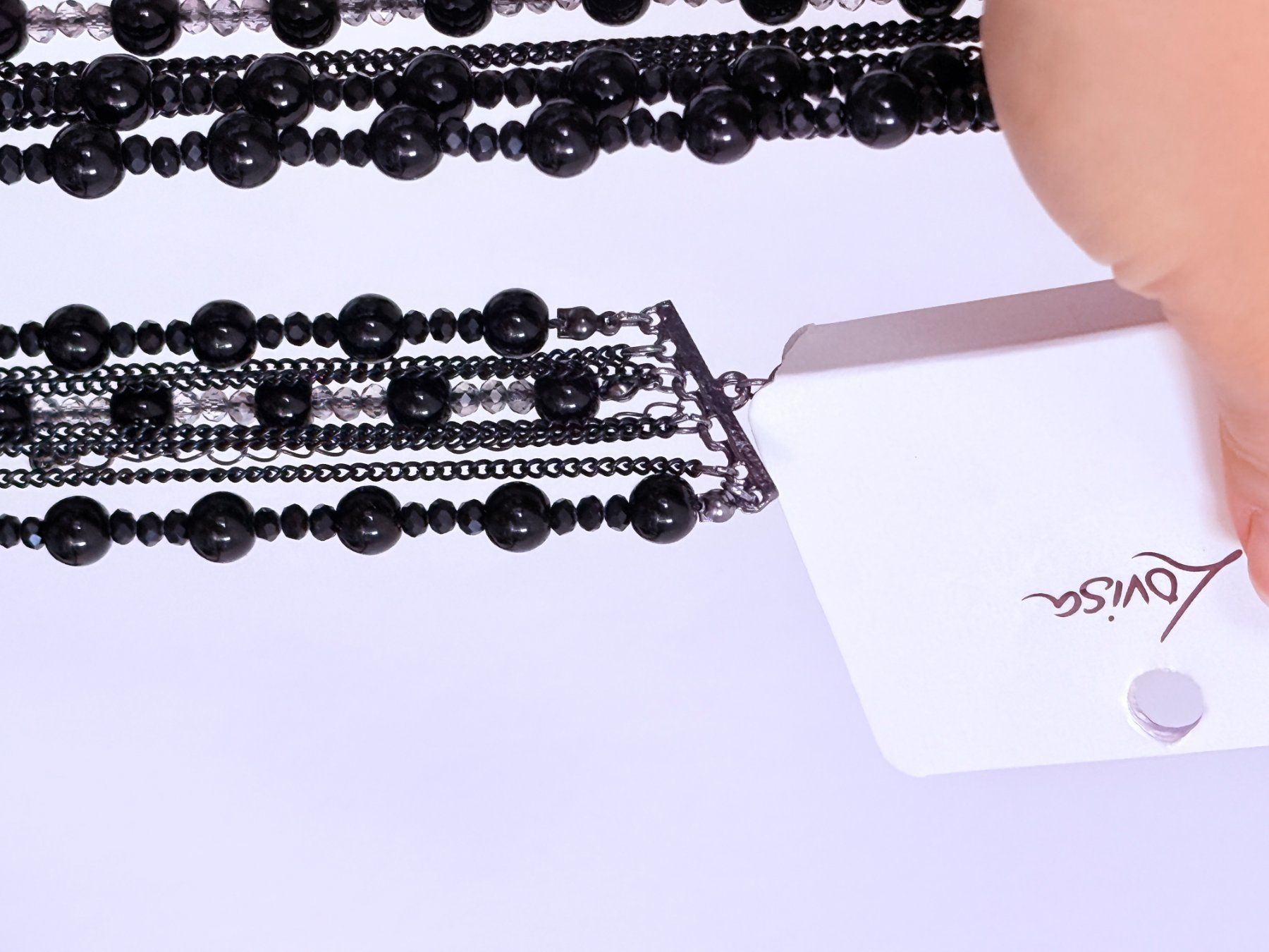 Catenine: Collier multi-rangs noir perles et chaînes Lovisa – Nuovo e nell'imballaggio originale da Genève venduto da AGBERG 3