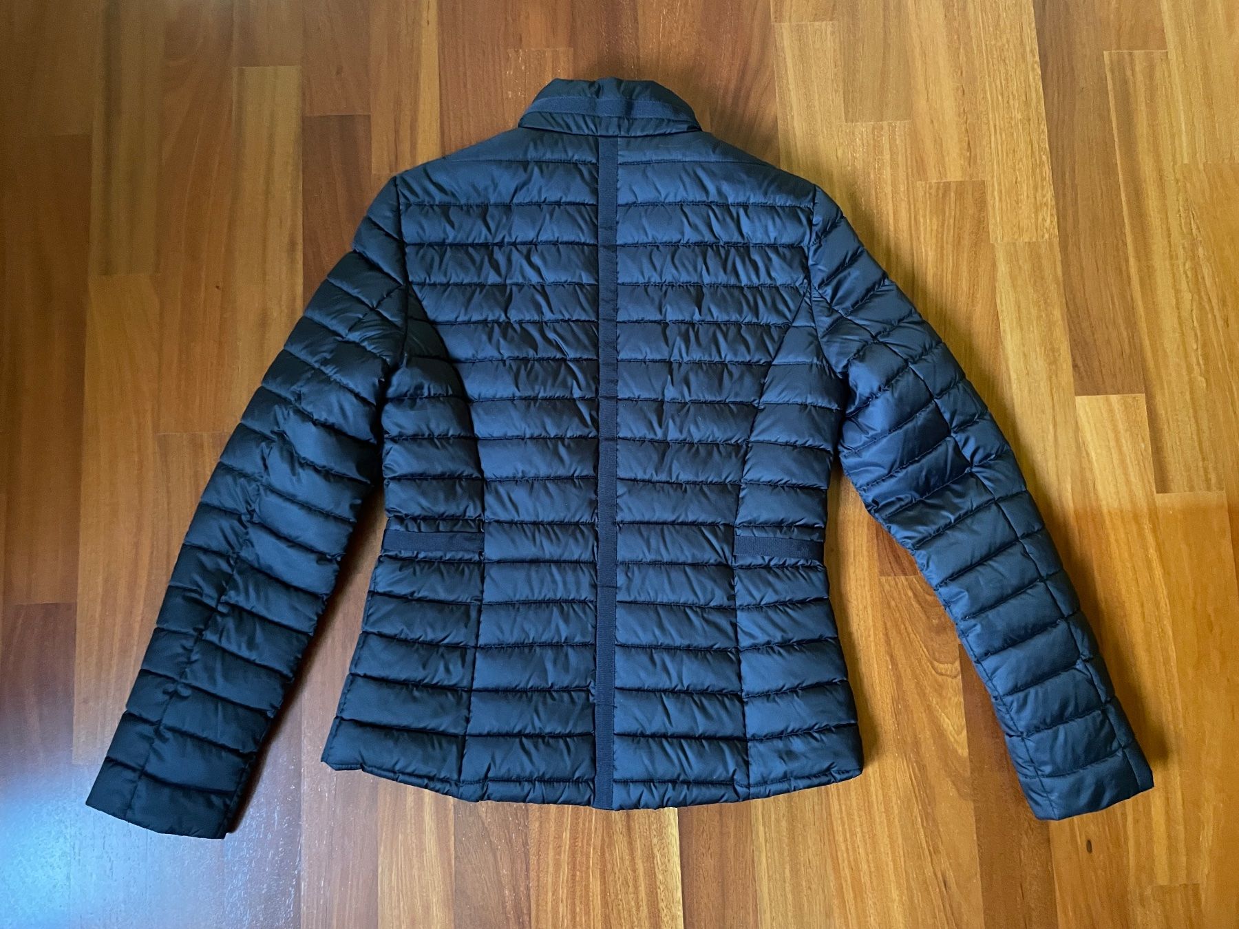 Gerry Weber Giacche: Gerry Weber leichte Daunenjacke gr.38 – Usato da Winkel venduto da jen_5wrx 1