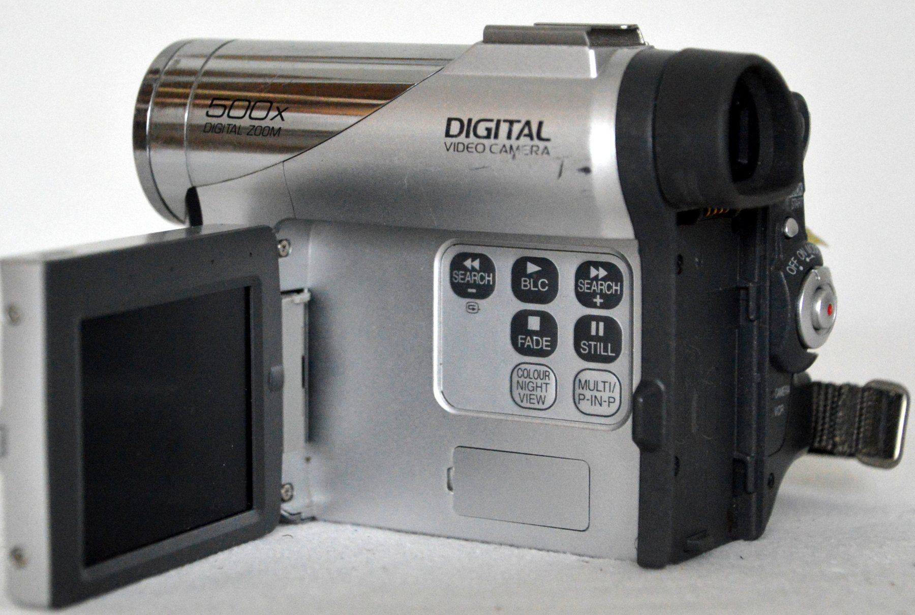 Camcorder: 5 x Camcorder MiniDv 5 x caméscope – Defekt aus Collonges von arashee 7