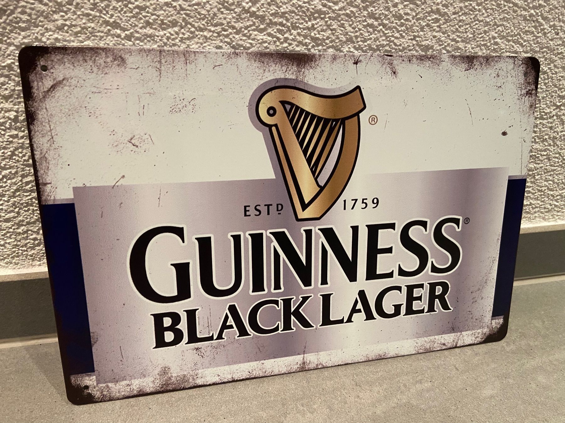 Schilder: GUINNESS BLACK LAGER / 1 StÜCK / NEU – Neu und originalverpackt aus Seon von Aaargauer01 5