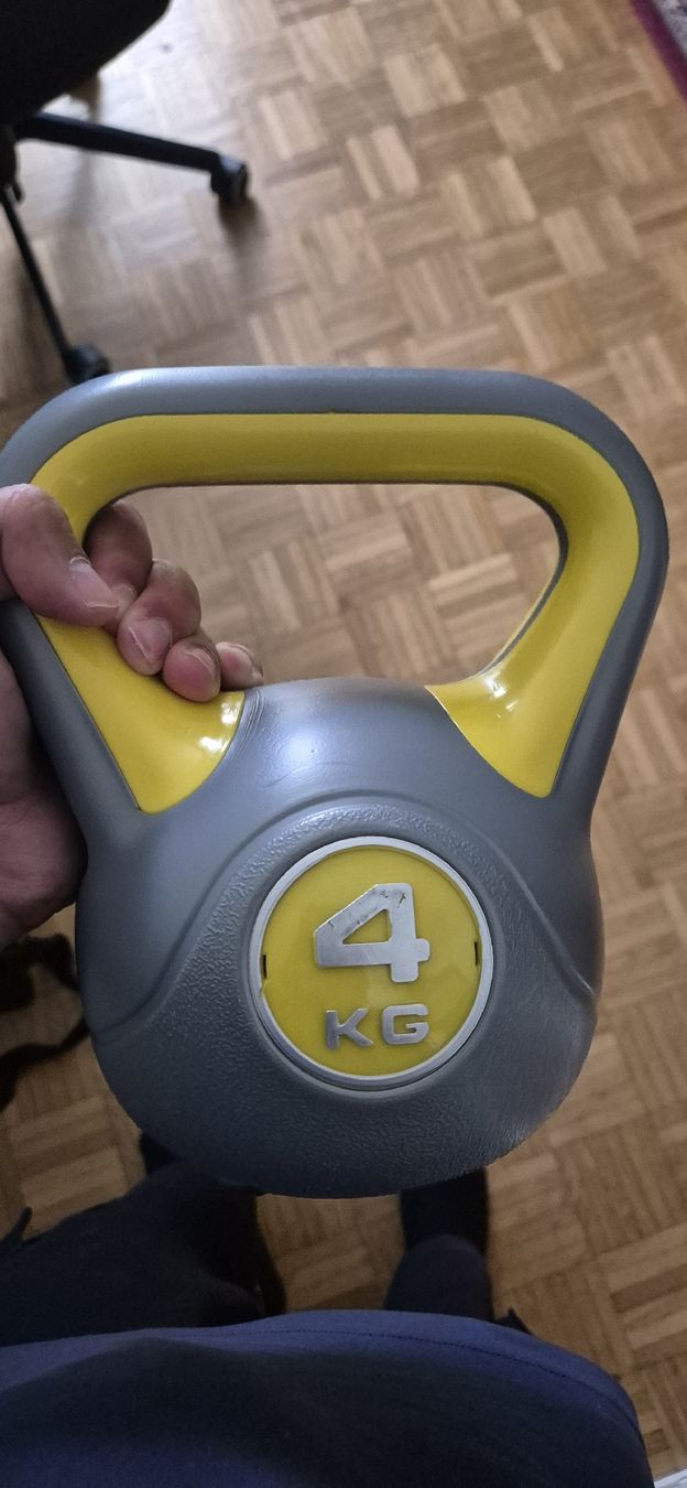 Manubri & Pesi: Kettlebell Set 4kg und 6kg – Usato da Muttenz venduto da yue_fx28 3