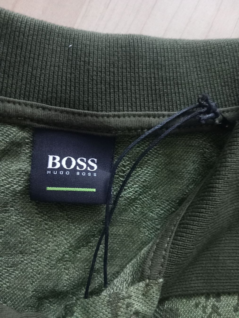 Hugo Boss Polo-Shirts: Polo – Neu (gemäss Beschreibung) aus Buchs AG von tac_zz5h 3
