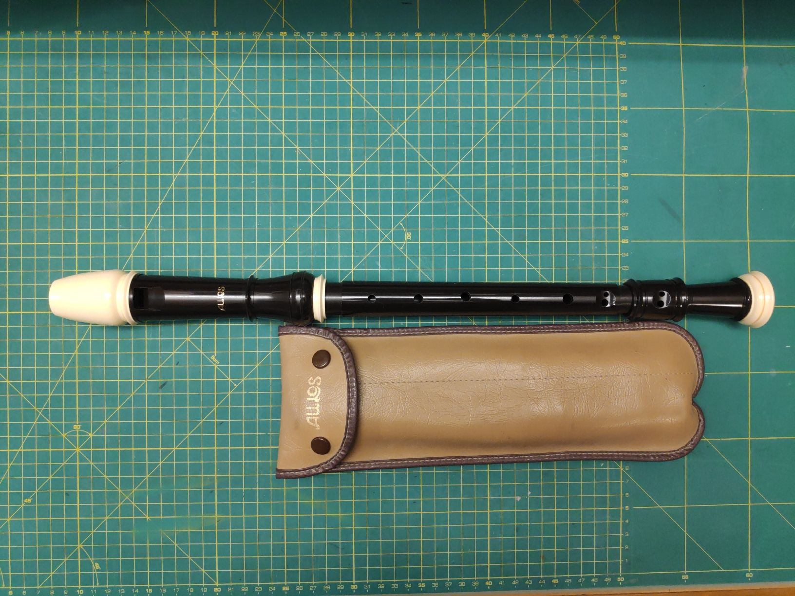 Strumenti musicali: Altblockflöte Aulos – Usato da Bern venduto da UtIOLMIc