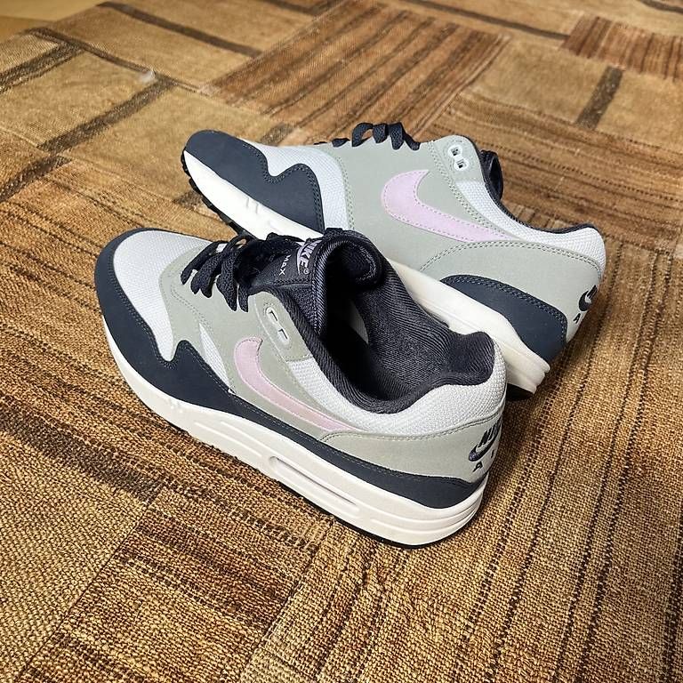 Nike Chaussures hommes: Nike Air Max 1 - Taille, 42.5 - Neuve – Neuf (Voir description) à La Chaux-de-Fonds par bon_2569 1