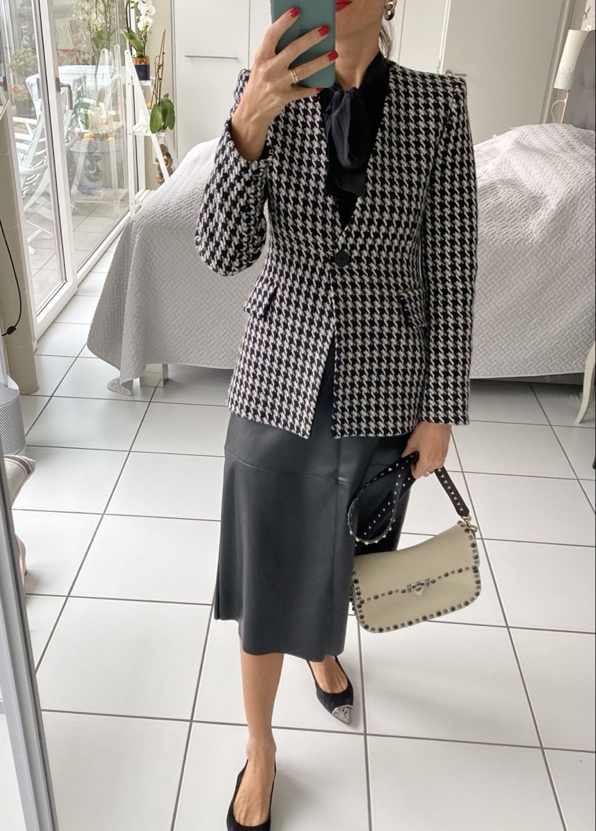 Maje Jacken: Tweed jacket Maje – Gebraucht aus Zürich von agi_j875 1