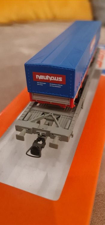 JOUEF 2 WAGONS A ESSIEUX TYPE KANGOUROU (TAMPONS CASSES