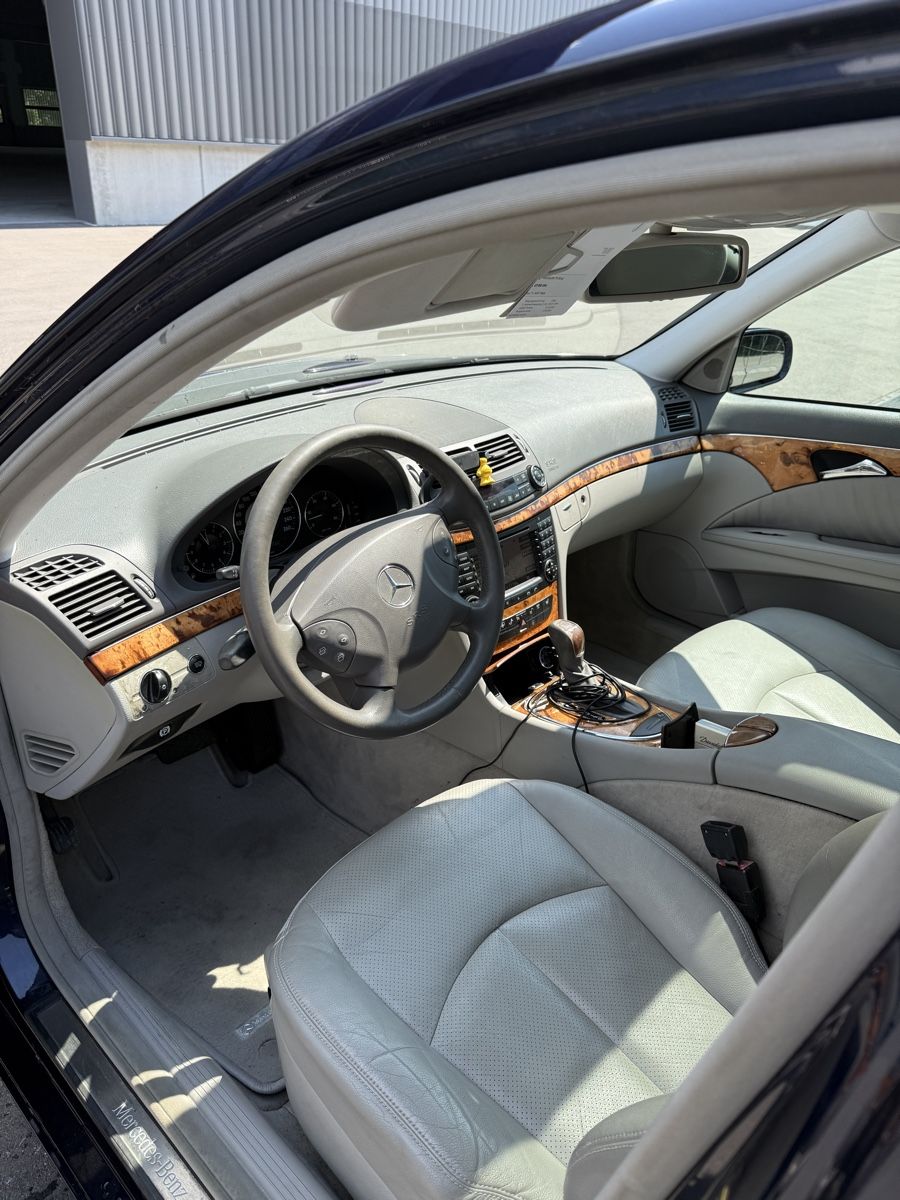 Mercedes-Benz Automobili: Mercedes Benz E320CDI 4-Matic – Usato da Flums venduto da m-m.a22 4