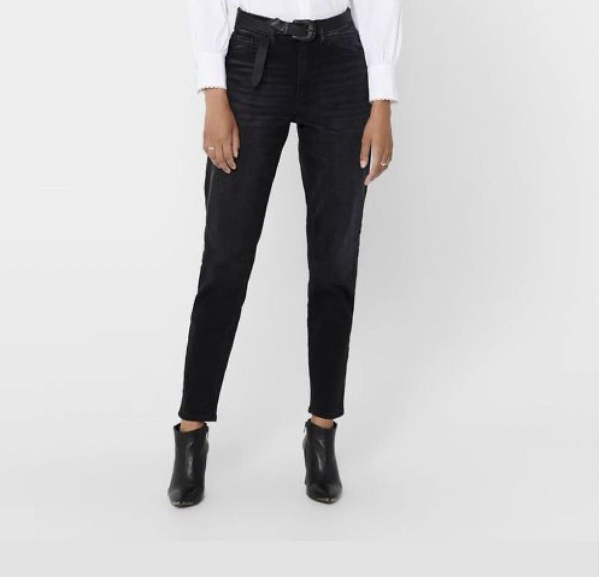 Zara Pantaloni: Zara pants denim – Nuovo e nell'imballaggio originale da Opfikon venduto da ari_7yn2 1
