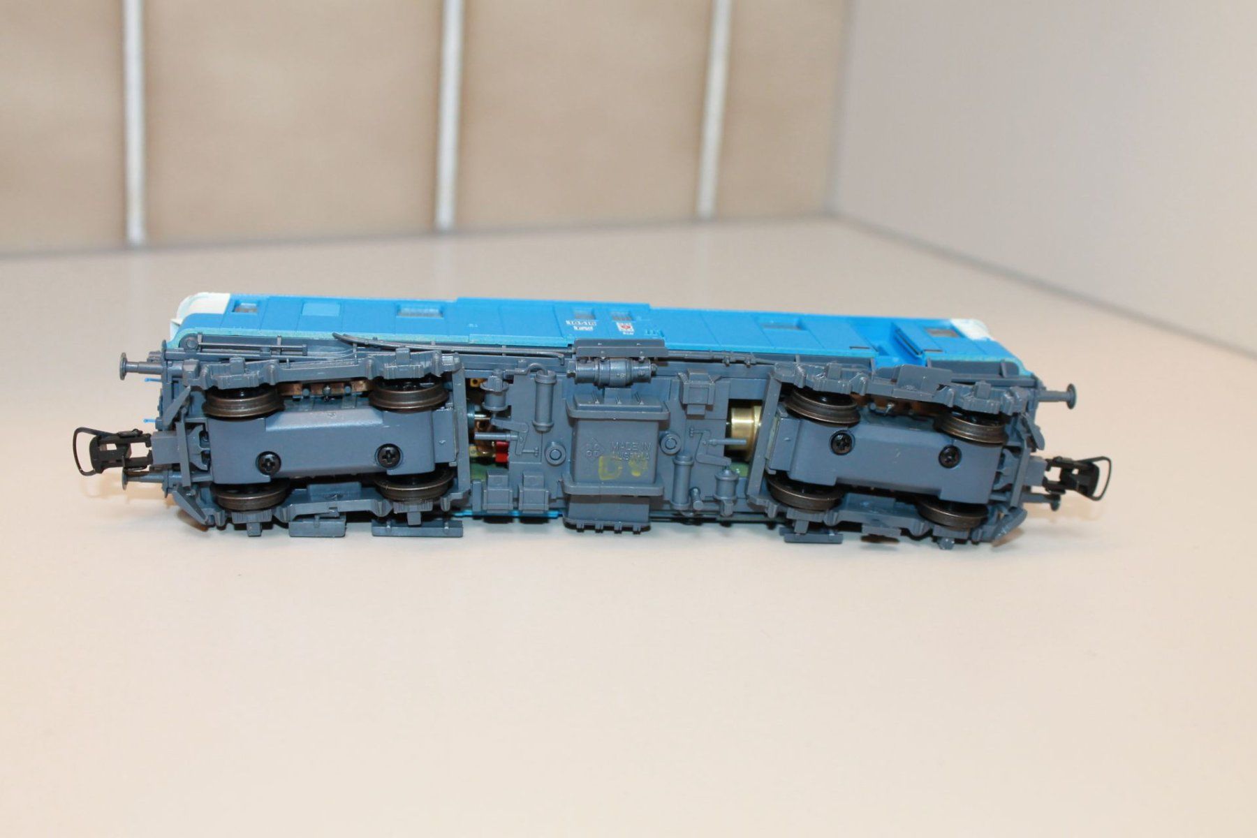 Roco Modelleisenbahnen: Roco Fe 4/4 – Gebraucht aus Birmensdorf ZH von Buhwil18 5