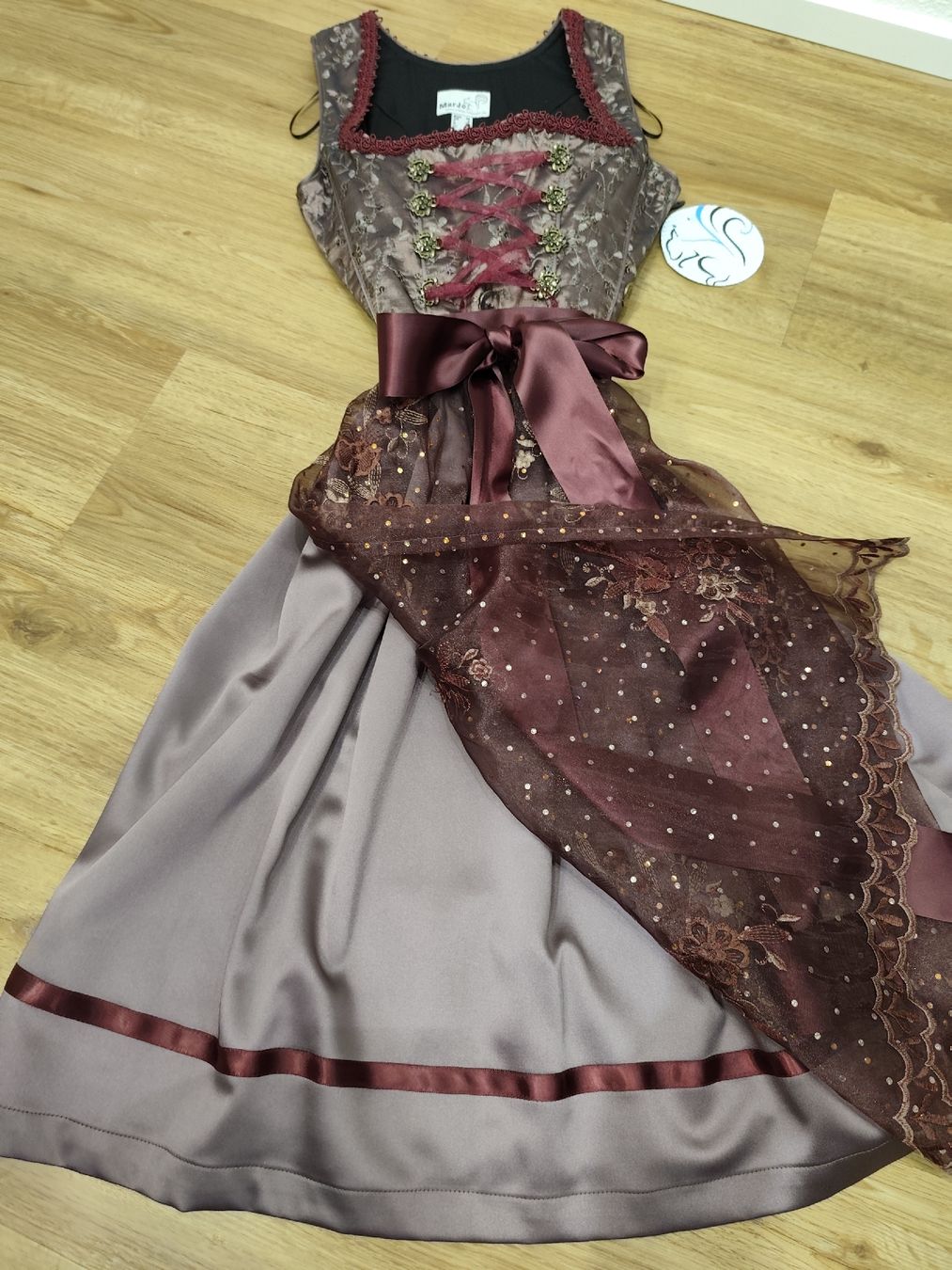 Kleider: Dirndl Marjo, Gr. 36 - NEU – Neu und originalverpackt aus Dussnang von Rosenfee50 1