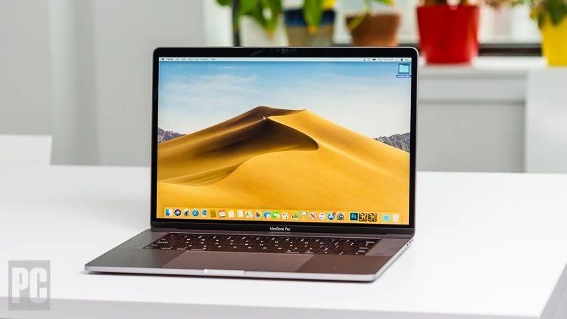 Apple Notebook: Macbook Pro 15.4" i9 – Usato da Frauenfeld venduto da nazanin