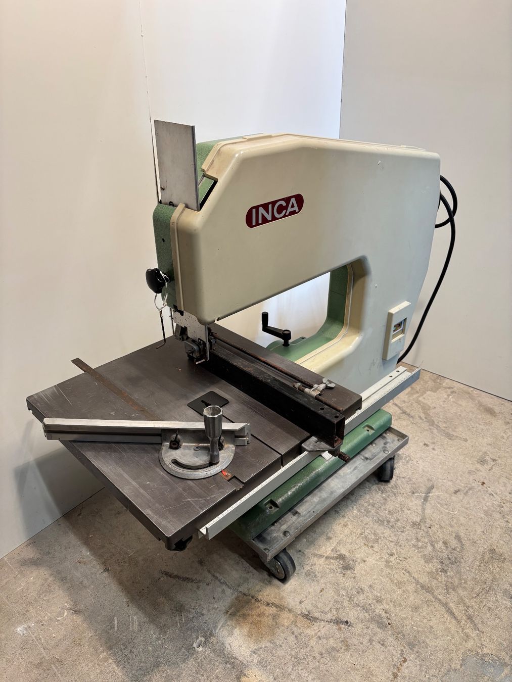 Inca Seghe: INCA Bandsäge Expert 500 – Usato da Winterthur venduto da ReUse_Baumarkt 1