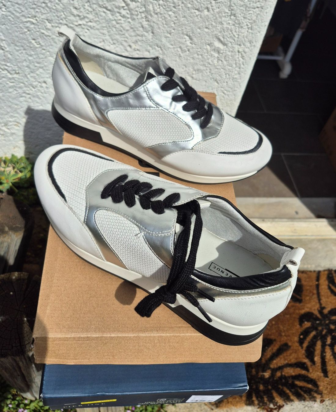 Damenschuhe: Leder Sneakers – Neu (gemäss Beschreibung) aus Wislikofen von Ana.Gomes 7