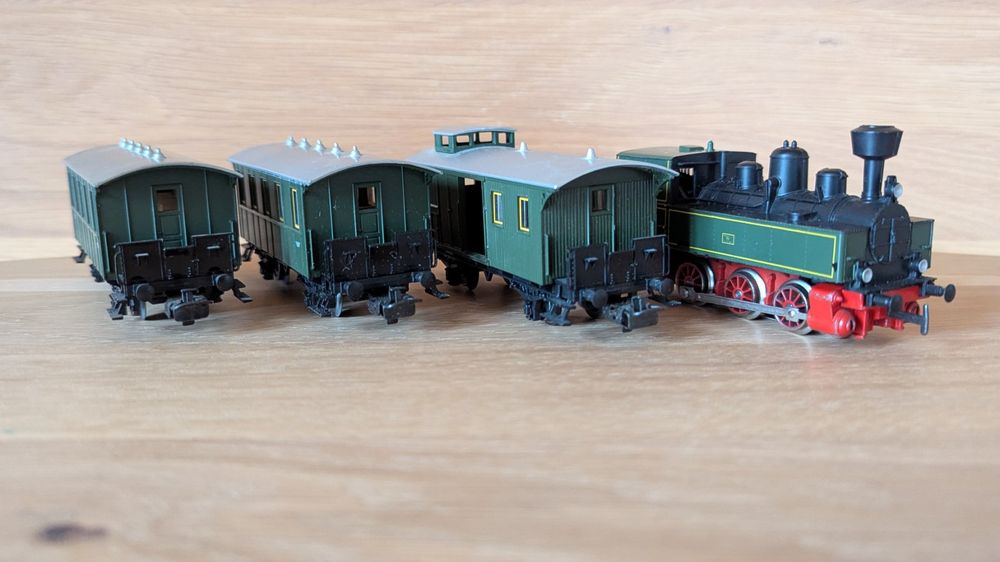 Märklin Trains électriques: Locomotive et wagons Märklin. – D'occasion à montcherand par Niollu