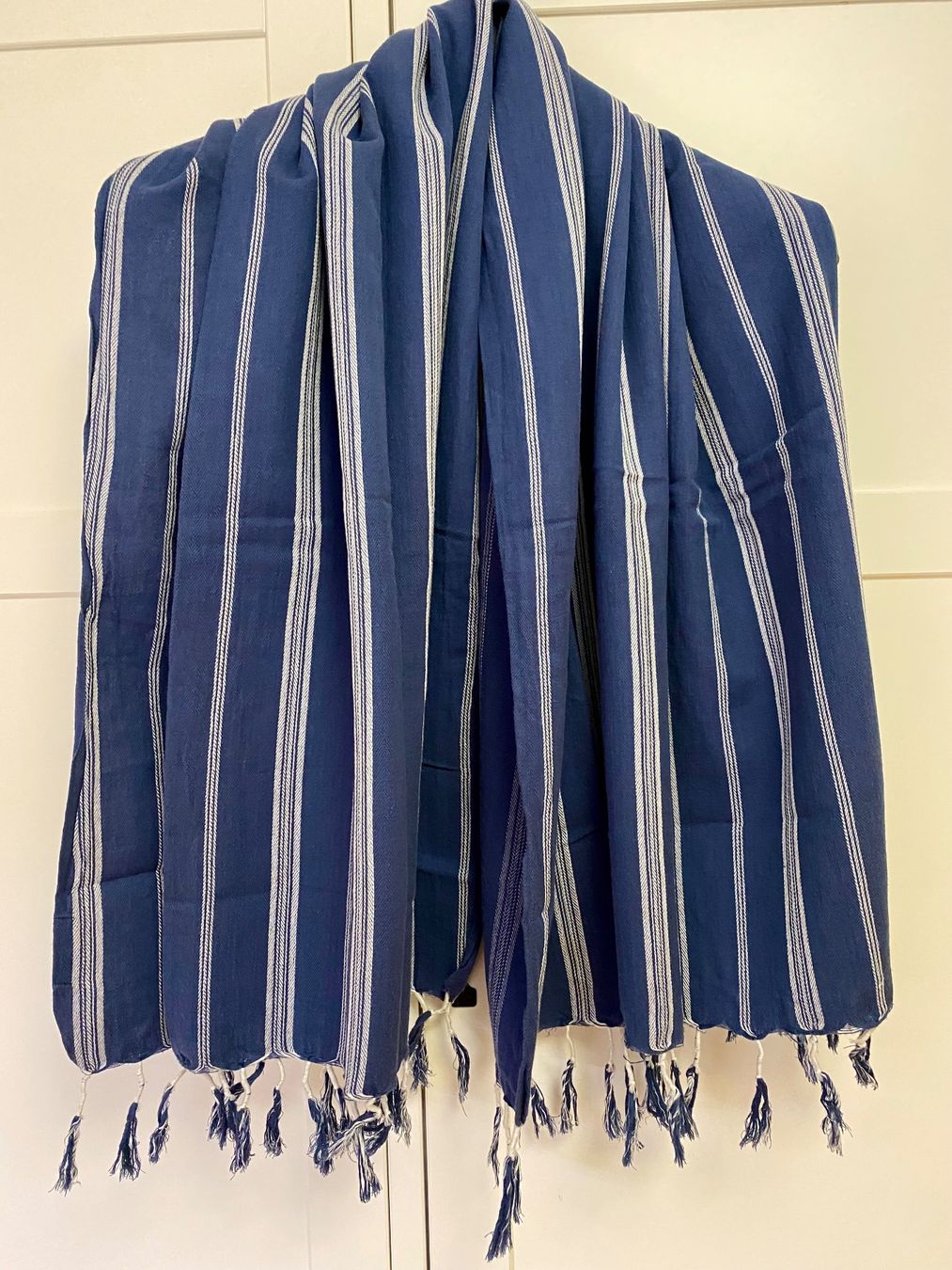 Massimo Dutti Foulard & Sciarpe: Schal Massimo Dutti – Usato da Uetikon am See venduto da Fraufox1