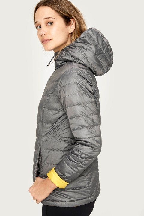 Vestes: Lolë Reversible Jacket Yellow / Silvergrey – Neuf avec emballage d'origine à Weggis par Chiara19