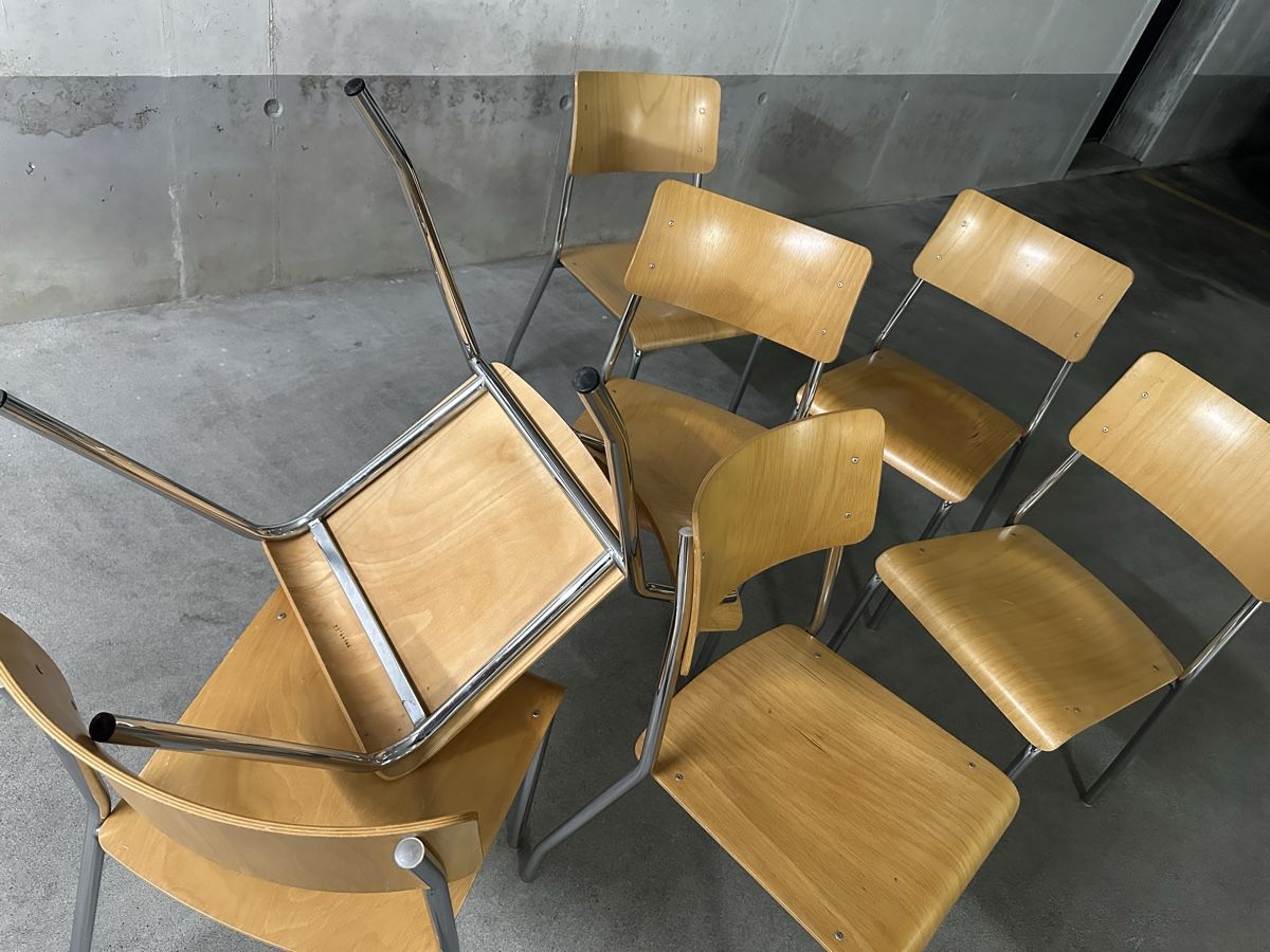 Sedie: 14xStapelstühle aus Holz und Metall – Usato da Niederurnen venduto da KEVIN078 7