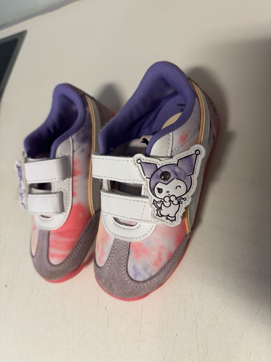 Puma Schuhe für Mädchen: Baskets Puma Hello Kitty 27 – Gebraucht aus La Tour-de-Peilz von Leeleeka