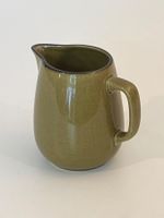 0.65L - Rössler - Krug olivgrün /  Pot vert olive