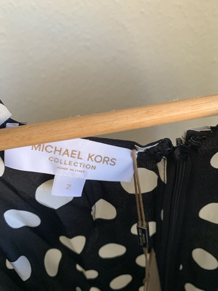 Michael Kors Top: Top à pois asymétrique Michael Kors – Nuovo e nell'imballaggio originale da Genève venduto da rez_c6c6 2