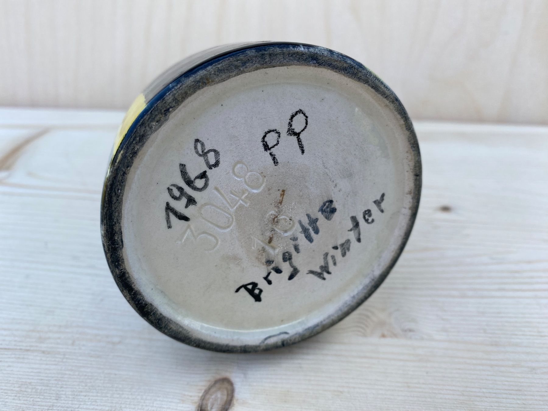 Vasi & Recipienti: schöne kleine Vase von Brigitte Winter – Usato da Feldbach venduto da Olive1 7