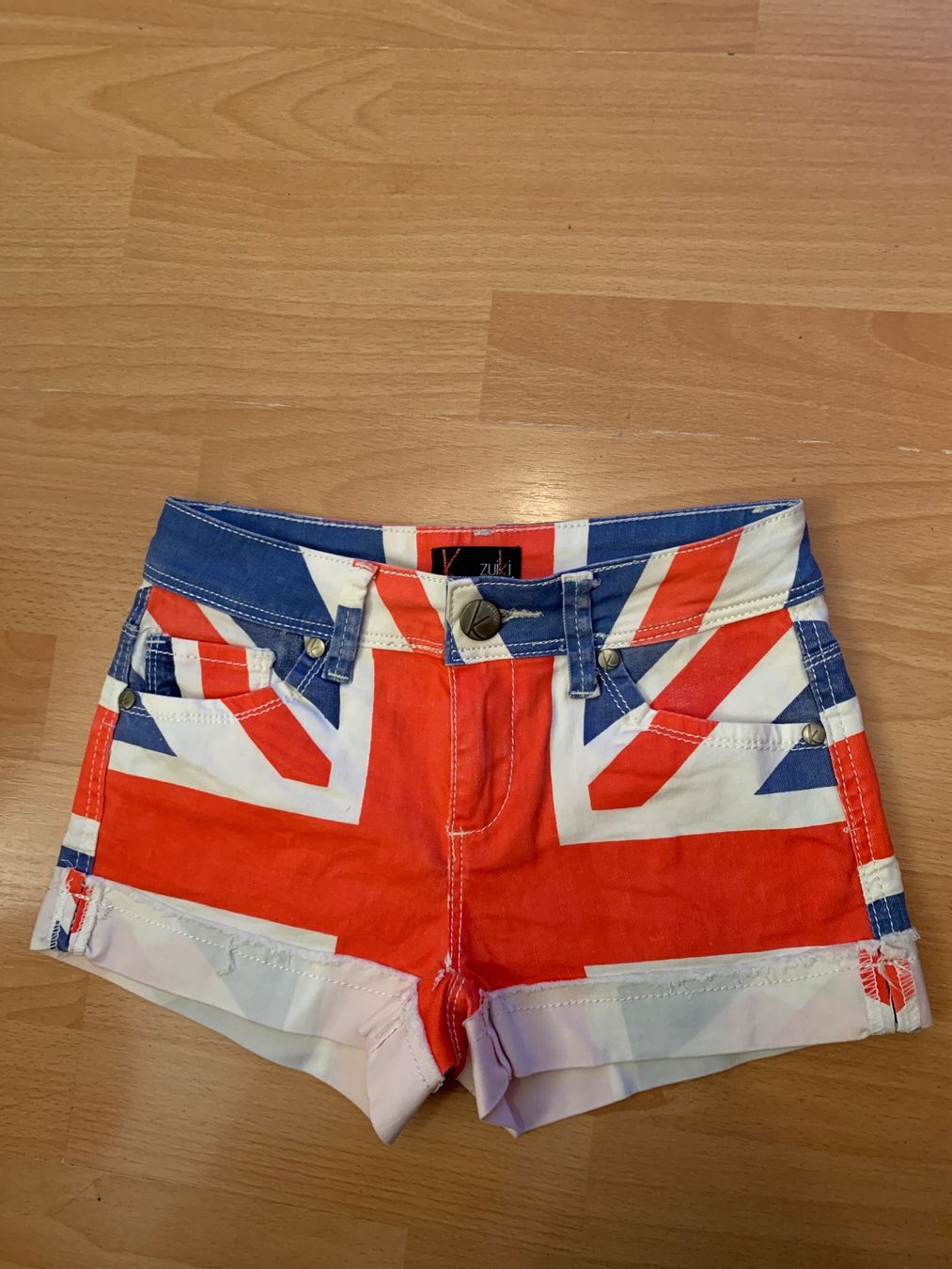 Jeans: Joli short Zuiki jeans taille 34 – Gebraucht aus MEYRIN von Gwendo10