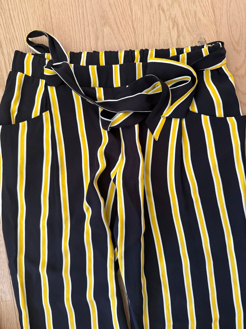 Pantaloni: Summum Studio Sommer Hose Grösse 40 Viskose – Usato da Kirchdorf AG venduto da coco123 2