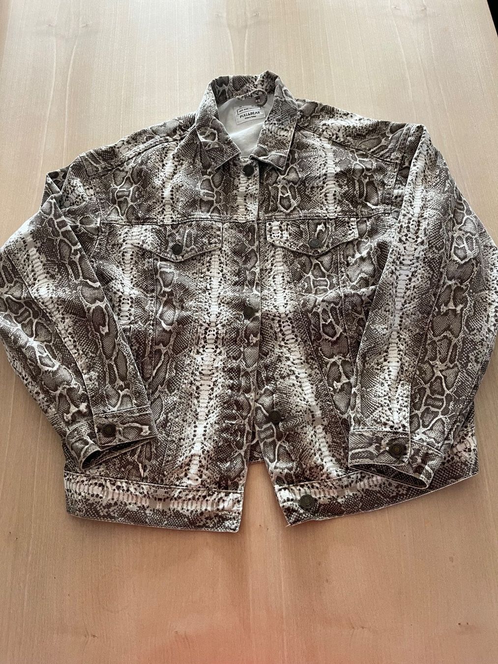 Giacche: Pull & Bear, Jeansjacke, Grösse S – Usato da Bonstetten venduto da Savannah7