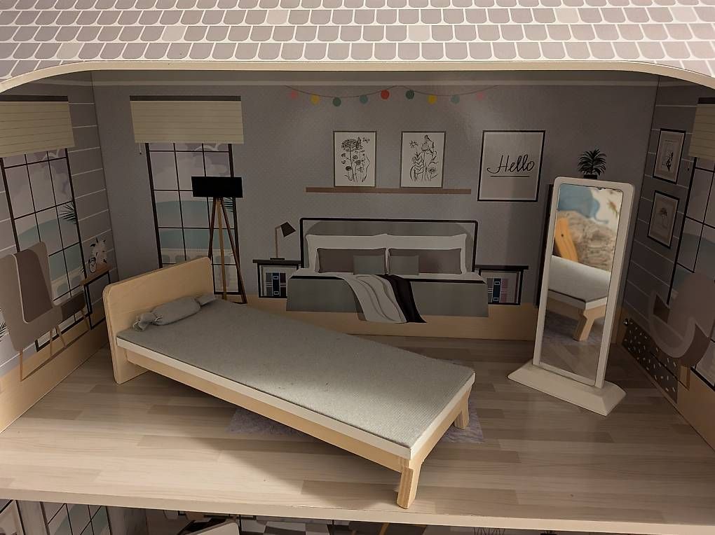 Puppenhäuser & -möbel: Puppenhaus  – Gebraucht aus Zug von ydi_5hnj 1