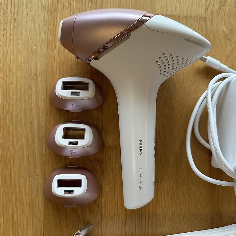 Philips Epilatori: Philips Lumea Prestige - Haarentfernungsgerät – Nuovo (secondo la descrizione) da Ittigen venduto da Fabulous_Fab1 1