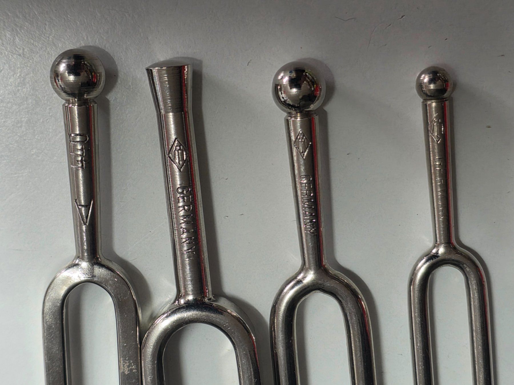 Musikinstrumente: 4 Stimmgabeln Germany Metall – Gebraucht aus Dorf von Echo_Elements 6