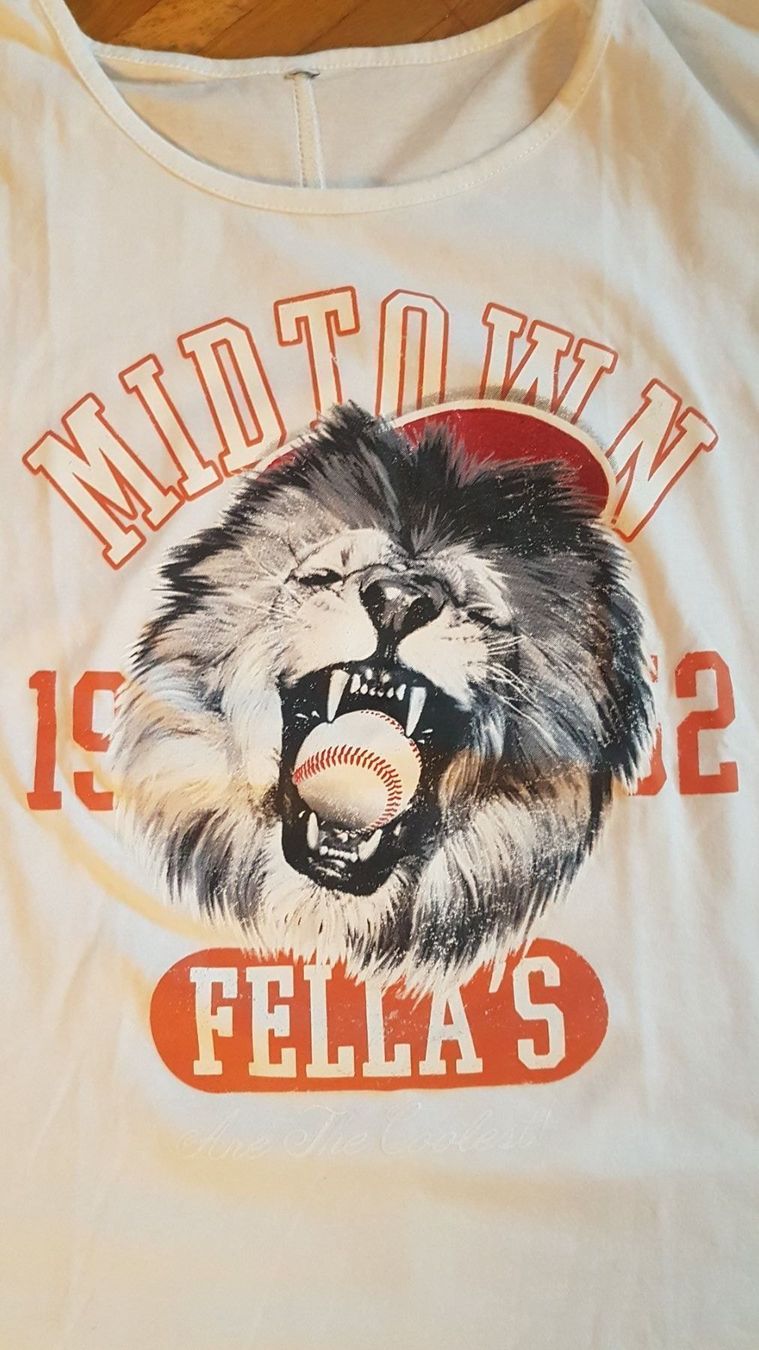 T-shirt: Weisses TShirt mit Löwenprint – Nuovo (secondo la descrizione) da Oberengstringen venduto da Sheera7 1
