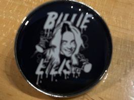 Billie Eilish Pin Anstecker Punk Metal Rock Band